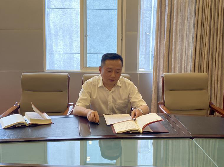 公司全体党员、入党积极分子参加省环科院纪委书记、副院长龙泉党史学习教育专题党课
